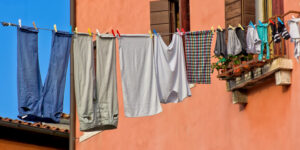 Come fare il bucato inquinando meno